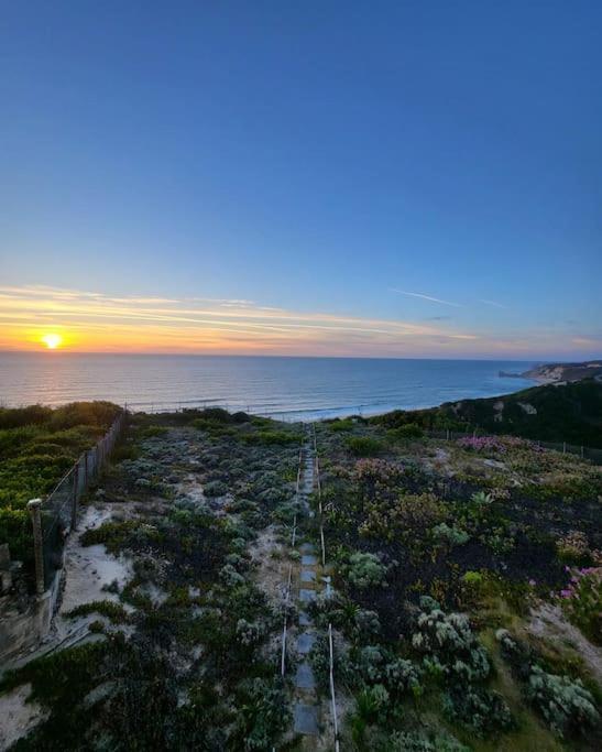 Nazare Uninterrupted Views And Sounds Of The Sea Apartment Pataias Exterior foto